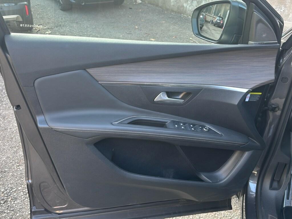 Peugeot 3008 1.6 hybrid GT Pack 225cv e-eat8