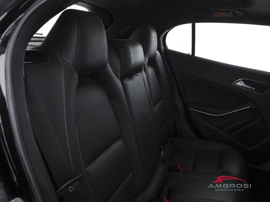 Mercedes GLA 220 d (cdi) Premium 4matic 170cv auto