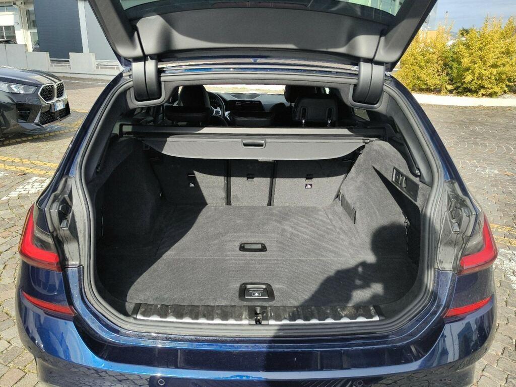 BMW Serie 3 M M340d Touring mhev 48V xdrive auto