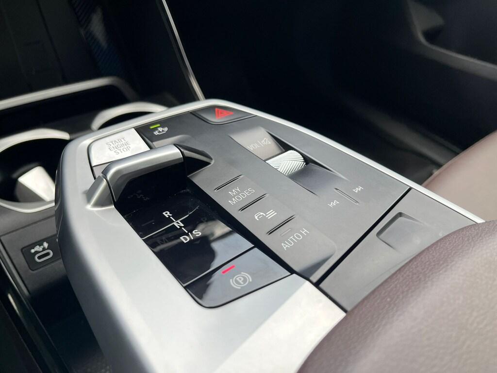 BMW X1 xdrive23d mhev 48V X-Line Edition Balance auto