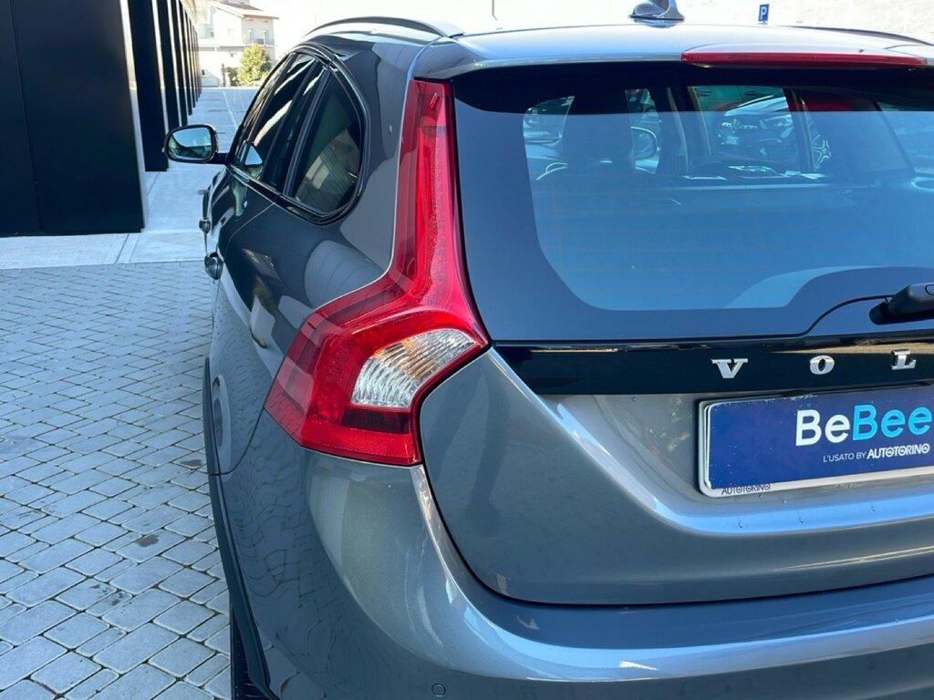 Volvo V60 Cross Country 2.4 D4 Momentum awd geartronic