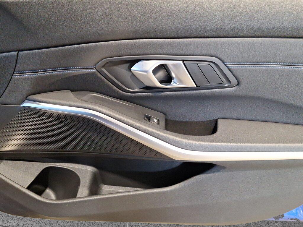 BMW Serie 3 320d Touring mhev 48V xdrive M Sport Pro auto