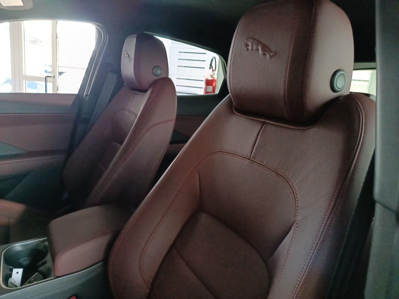 Jaguar E-Pace 2.0 D163 R-Dynamic awd auto