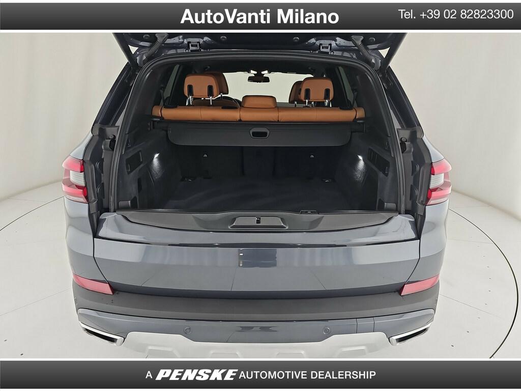 BMW X5 xdrive30d mhev 48V xLine auto