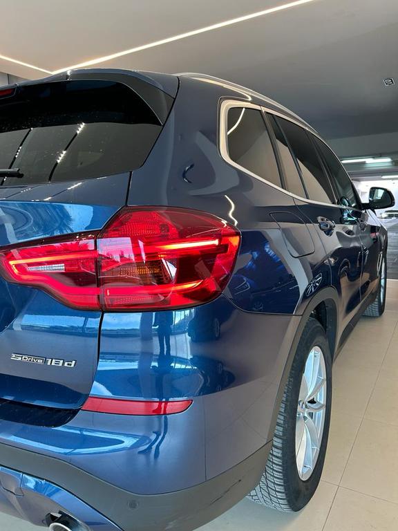 BMW X3 sdrive18d mhev 48V Business Advantage auto