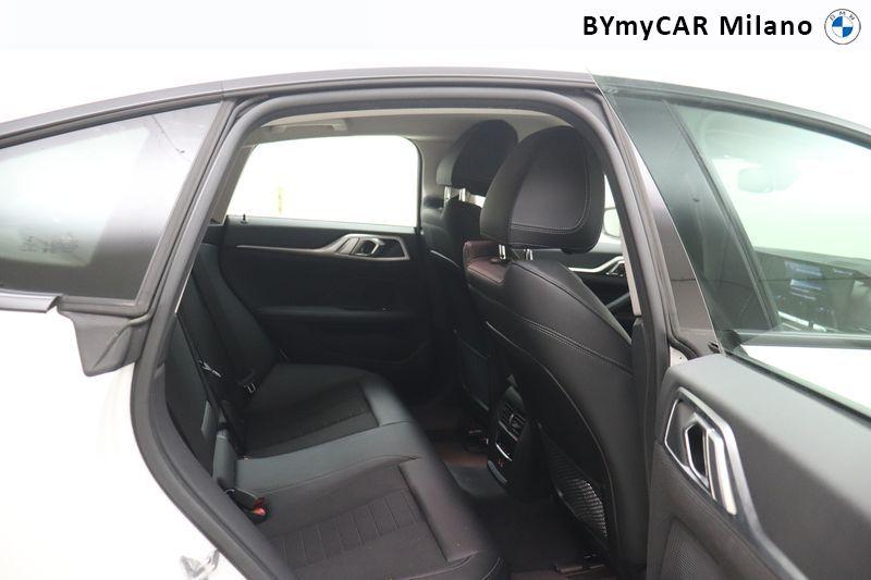 BMW i4 edrive40 Sport auto