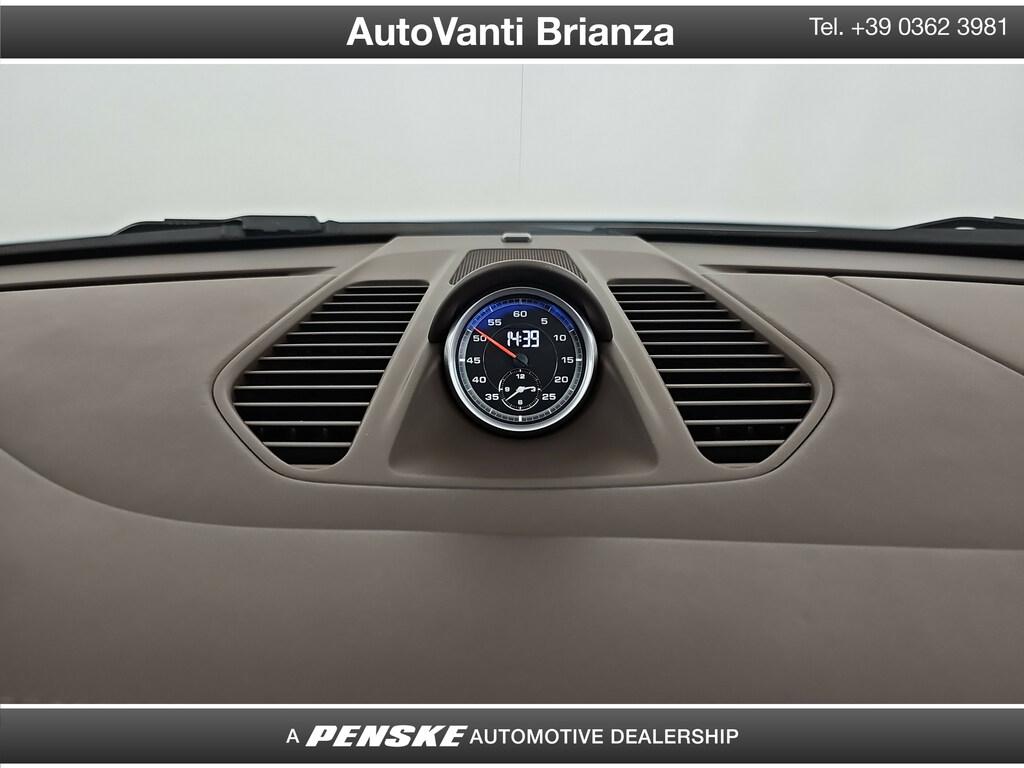 Porsche 911 Coupe 3.0 Carrera 4 auto