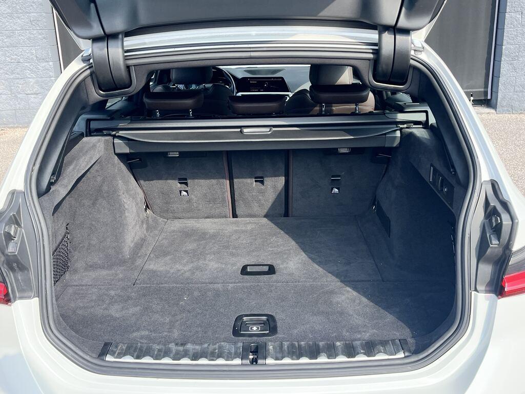 BMW Serie 3 330d Touring mhev 48V xdrive Luxury auto