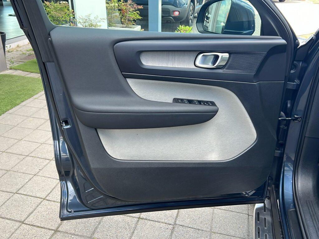 Volvo XC40 1.5 T4 plug-in-hybrid Inscription auto my21