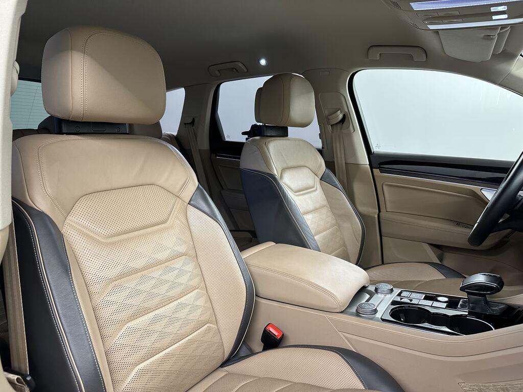 Volkswagen Touareg 3.0 V6 tdi Atmosphere 231cv tiptronic