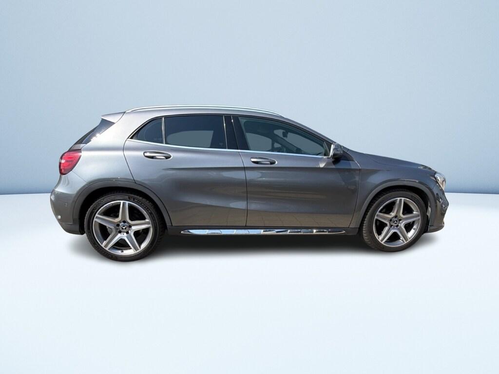 Mercedes GLA 220 d Premium 4matic auto