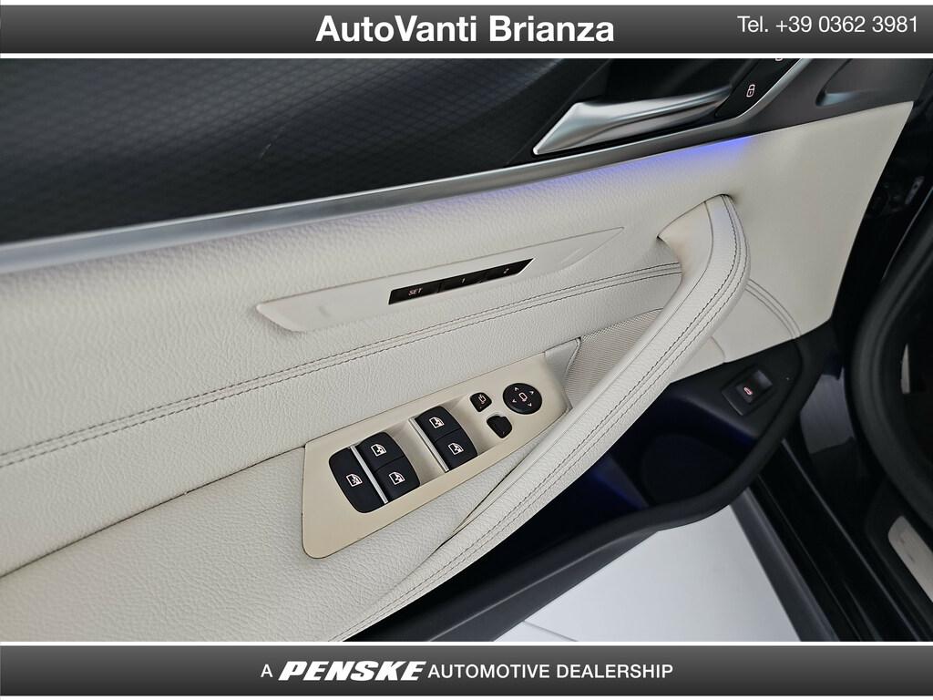 BMW Serie 5 520d Touring mhev 48V xdrive Msport auto