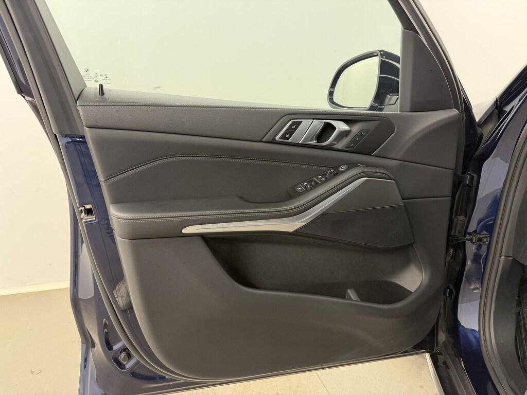 BMW X5 xdrive30d mhev 48V Msport auto