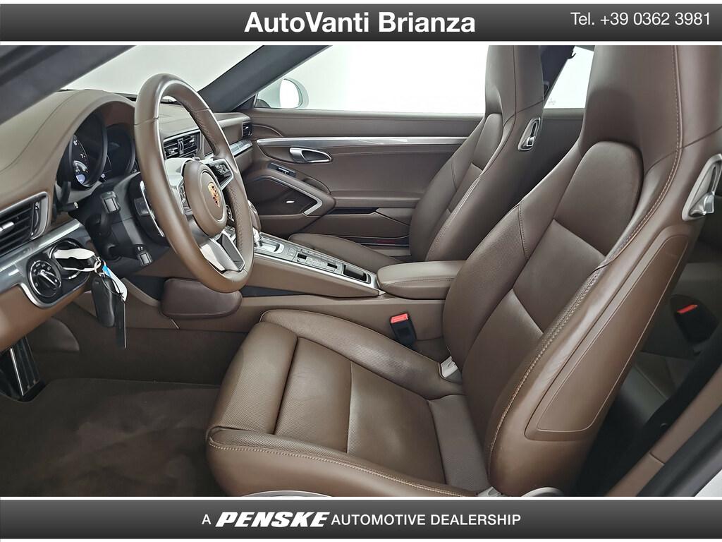 Porsche 911 Coupe 3.0 Carrera 4 auto