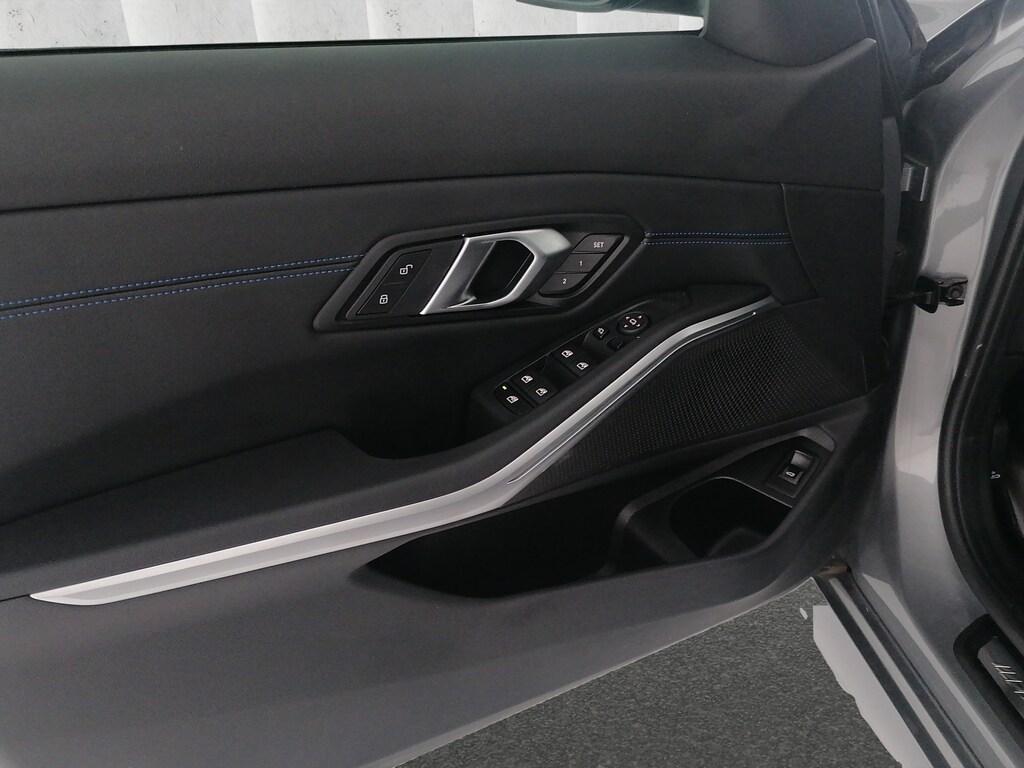BMW Serie 3 320d mhev 48V xdrive M Sport Pro auto