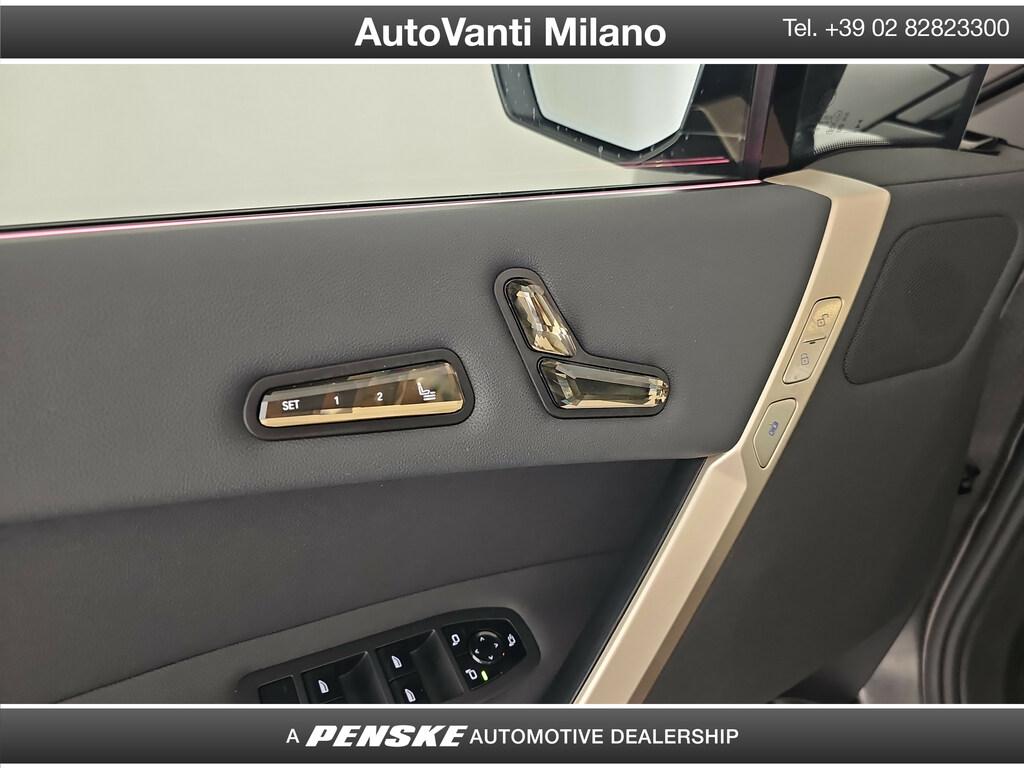 BMW iX xdrive50 pacchetto sportivo