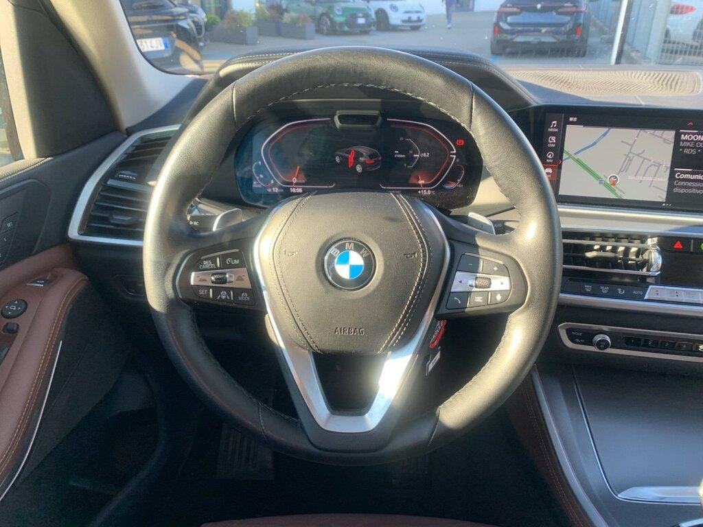 BMW X5 xdrive30d mhev 48V xLine auto