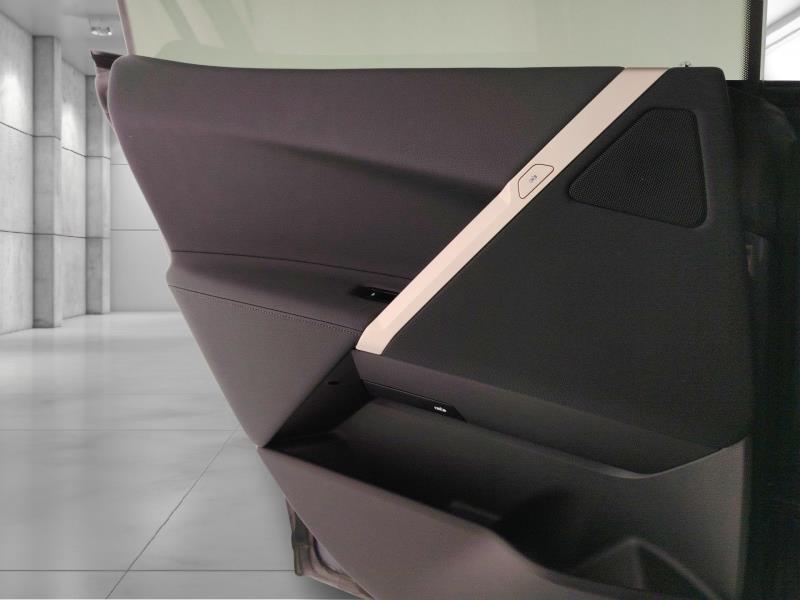 BMW iX xdrive50 pacchetto sportivo