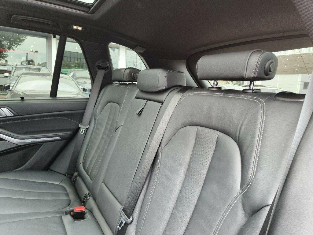 BMW X5 M X5 M50d auto