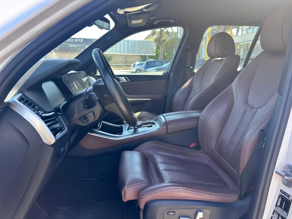 BMW X5 xdrive30d mhev 48V Business auto
