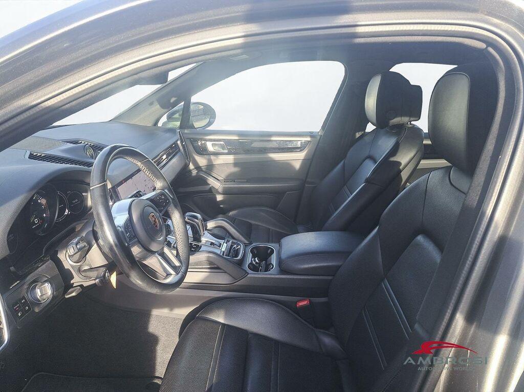 Porsche Cayenne 3.0 e-hybrid tiptronic