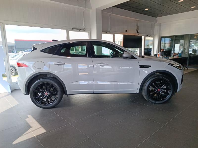Jaguar E-Pace 2.0 D163 R-Dynamic awd auto