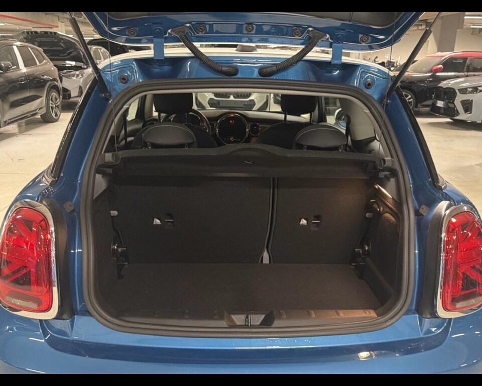 Mini Cooper 1.5 TwinPower Turbo Cooper Business DCT