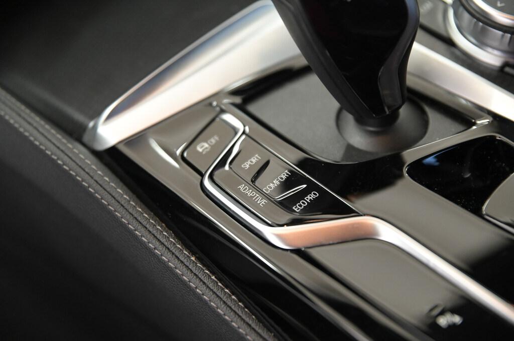 BMW Serie 5 520d Touring mhev 48V xdrive Msport auto