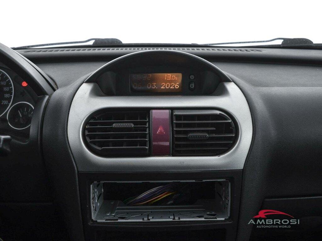 Opel Corsa 1.7 di Club (base) 5p