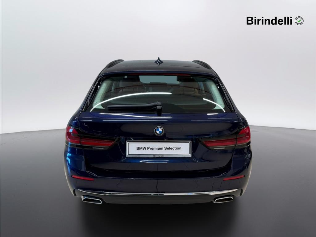 BMW Serie 5 520d Touring mhev 48V xdrive Luxury auto