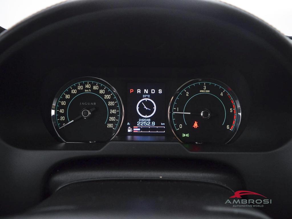 Jaguar XF 2.2d s&s auto