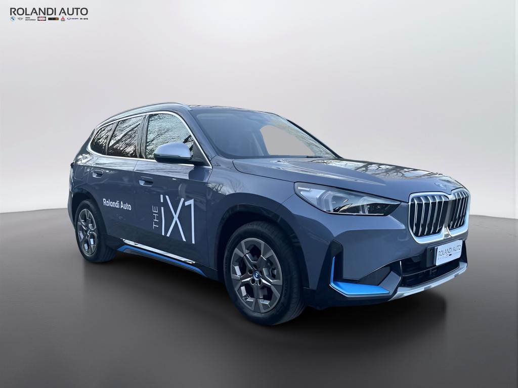 BMW iX1 30 xdrive X-Line