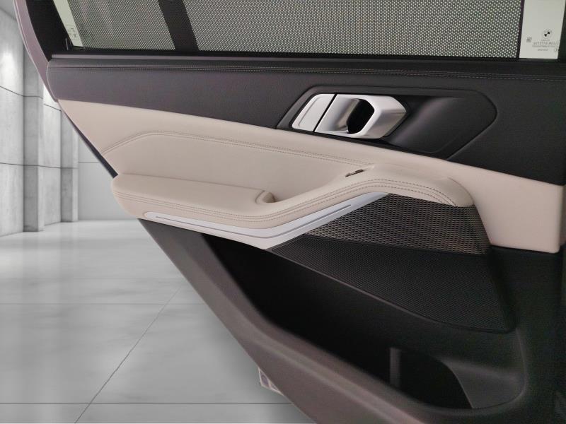 BMW X5 xdrive30d mhev 48V Msport auto