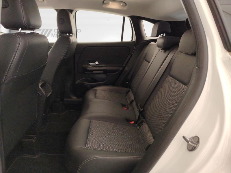 Mercedes GLA 180 d Business auto
