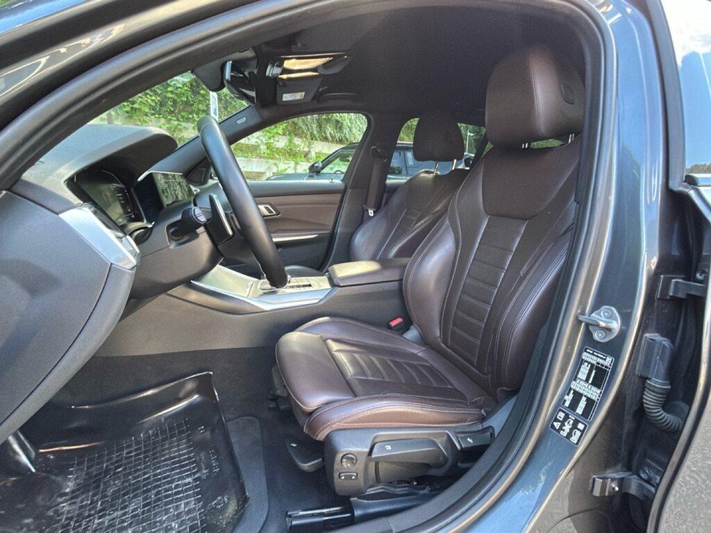 BMW Serie 3 330d Touring mhev 48V xdrive Msport auto