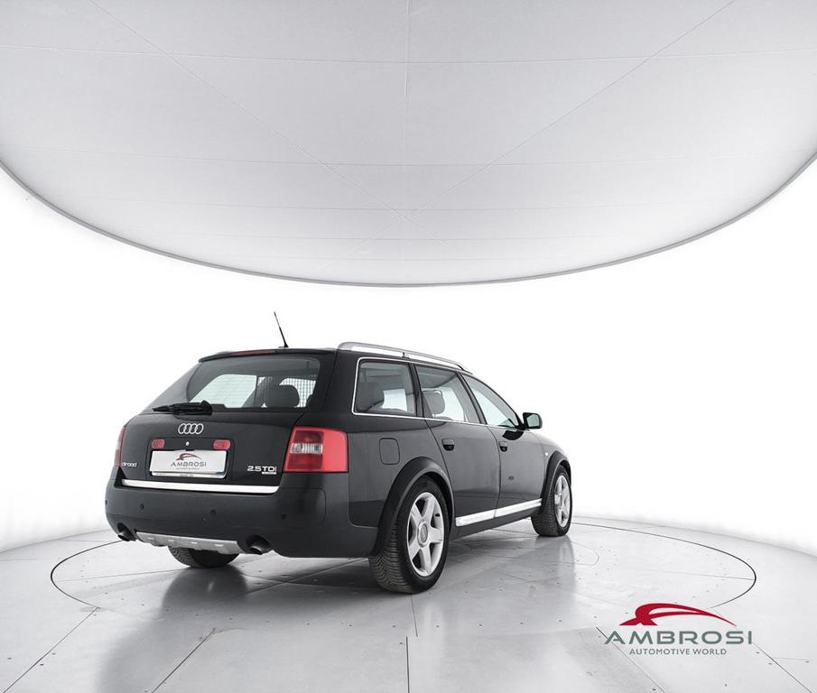 Audi Allroad 2.5 V6 tdi quattro tiptronic