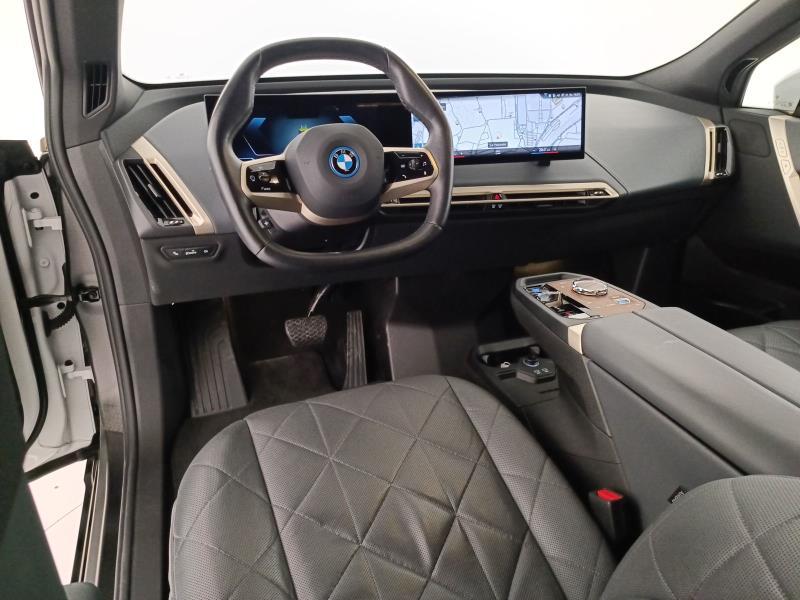 BMW iX xdrive40