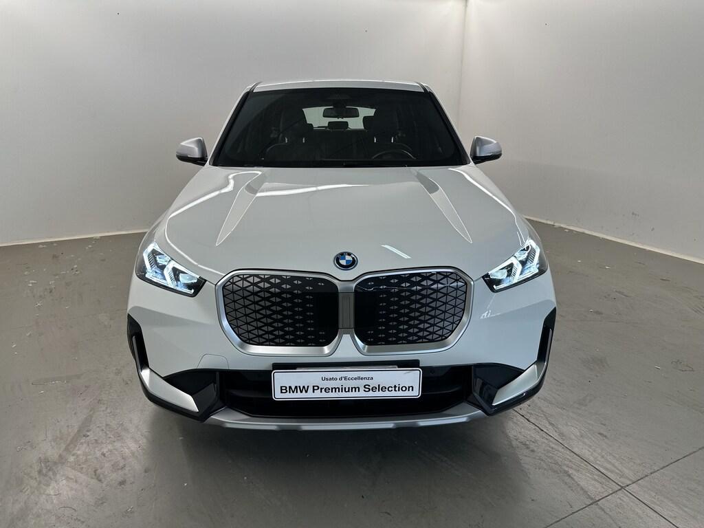 BMW iX1 edrive 20 X-Line