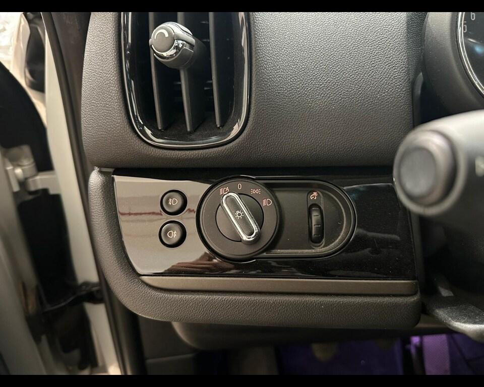 Mini Cooper Countryman 1.5 TwinPower Turbo Cooper Hype