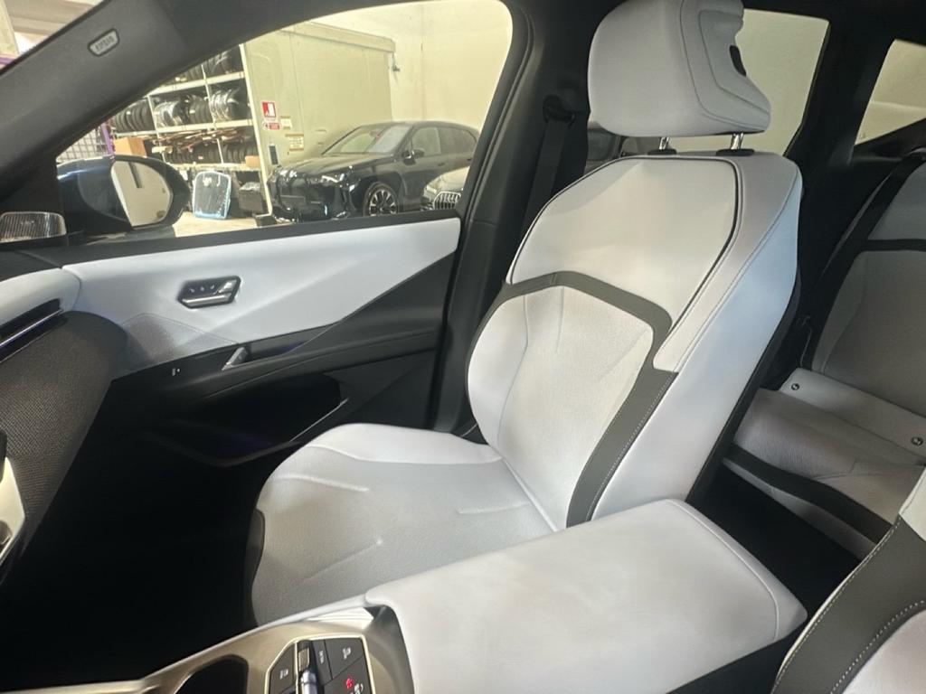 BMW iX3 50 xdrive Msport
