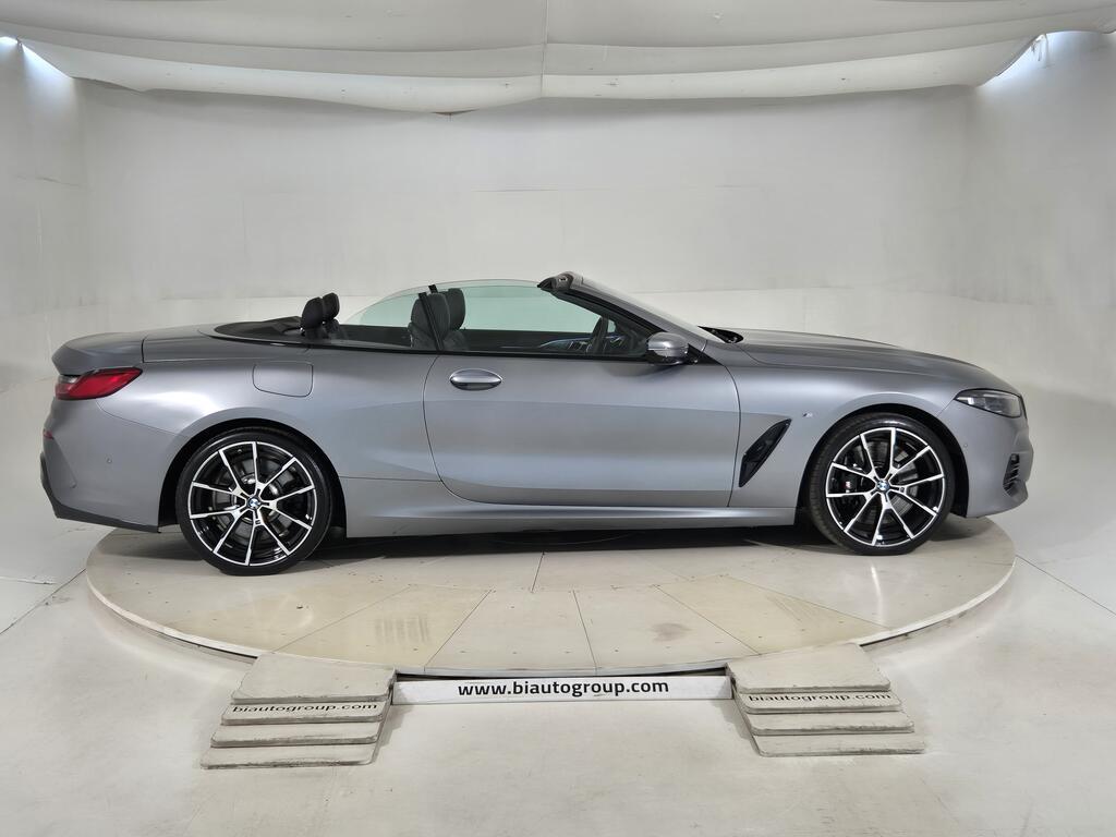 BMW Serie 8 840d Cabrio mhev 48V xdrive auto