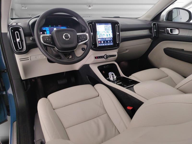 Volvo XC40 2.0 b4 Ultimate Dark awd auto