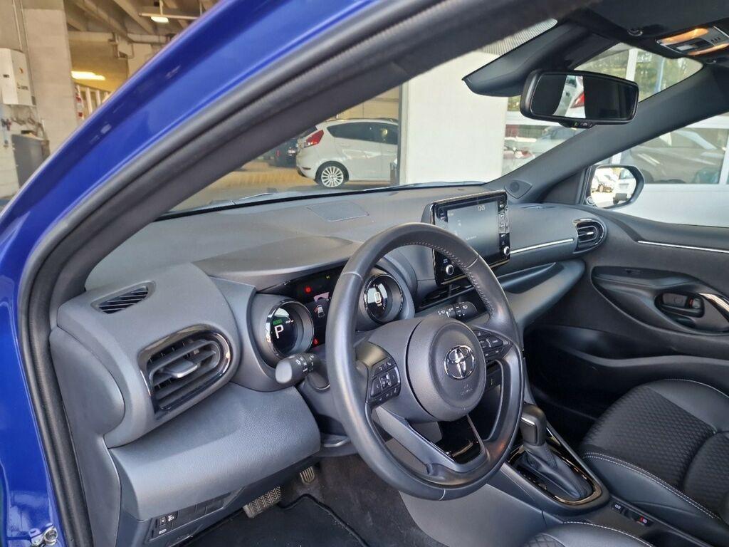 Toyota Yaris 1.5 hybrid Lounge