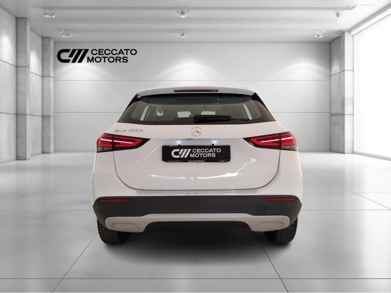 Mercedes GLA 180 d Business auto