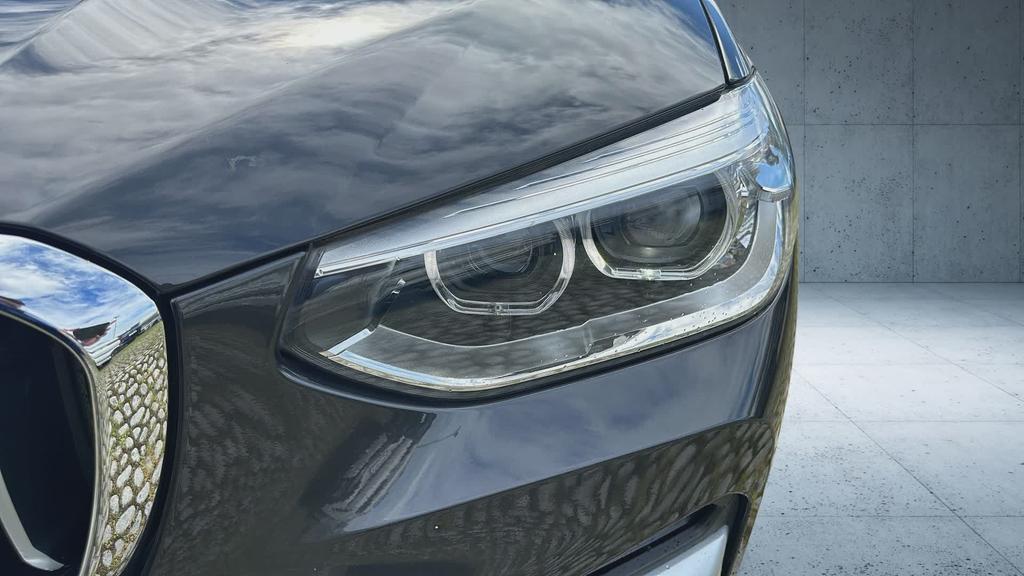BMW X3 xdrive20d mhev 48V auto