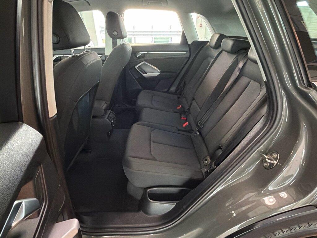 Audi Q3 35 1.5 tfsi mhev Business Advanced s-tronic