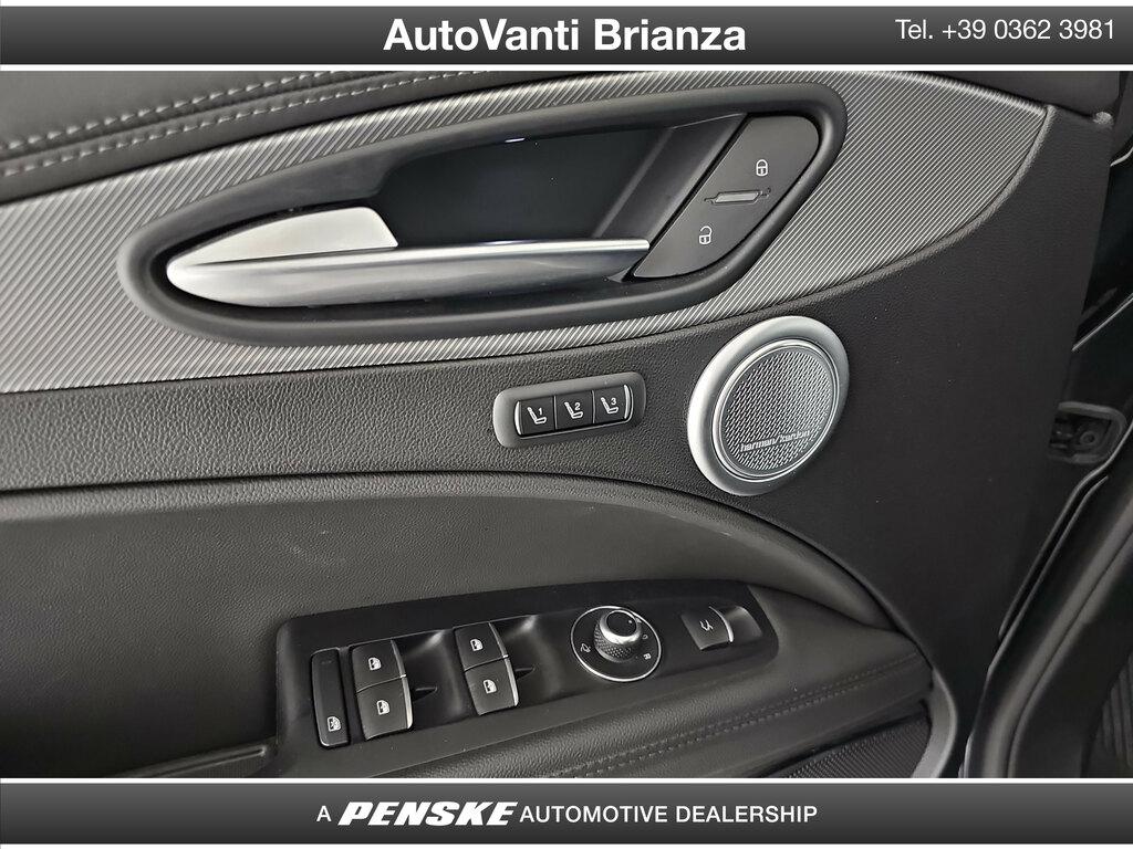 Alfa Romeo Stelvio 2.0 t Competizione Q4 280cv auto