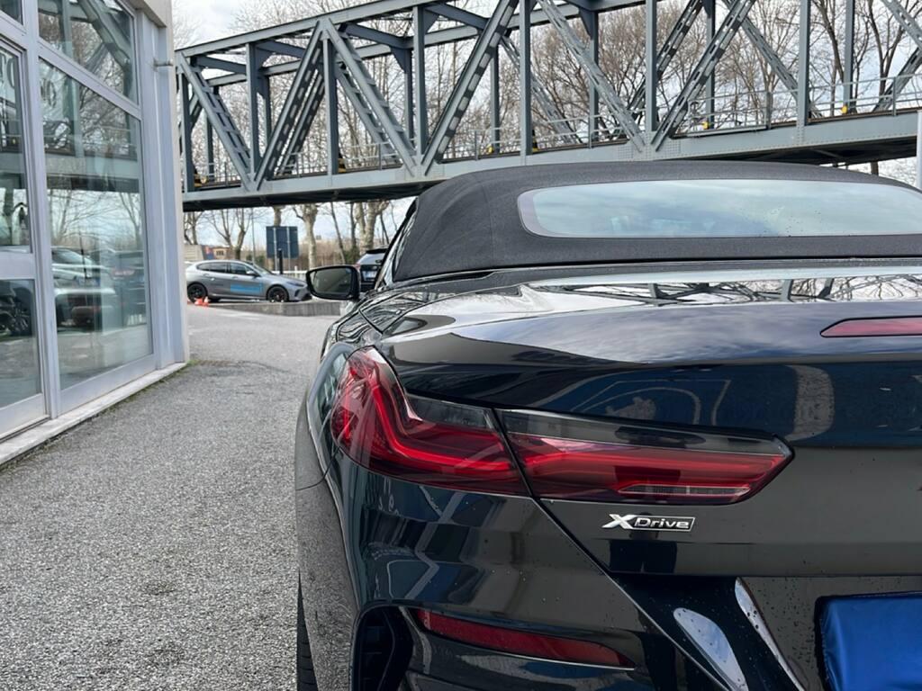BMW Serie 8 840d Cabrio mhev 48V xdrive auto