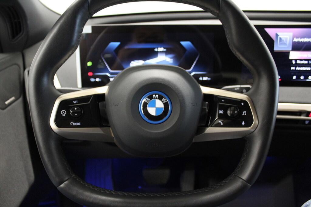 BMW iX xdrive50 pacchetto sportivo