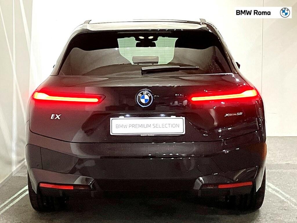 BMW iX xdrive50 pacchetto sportivo